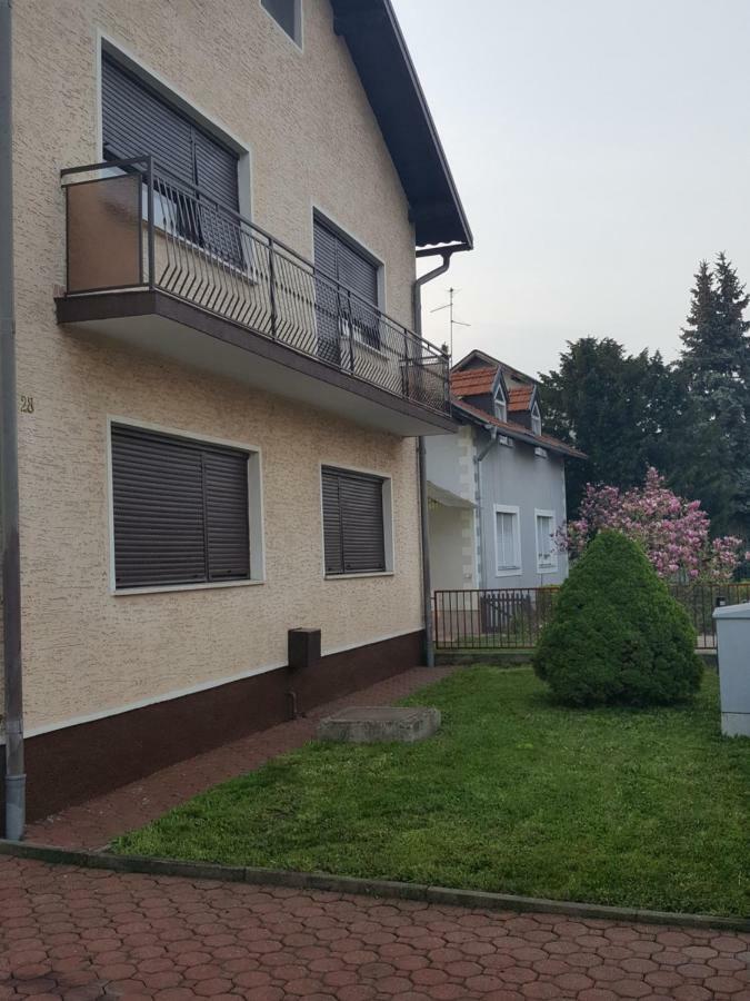 Apartmani Grlice II Вараждин Экстерьер фото